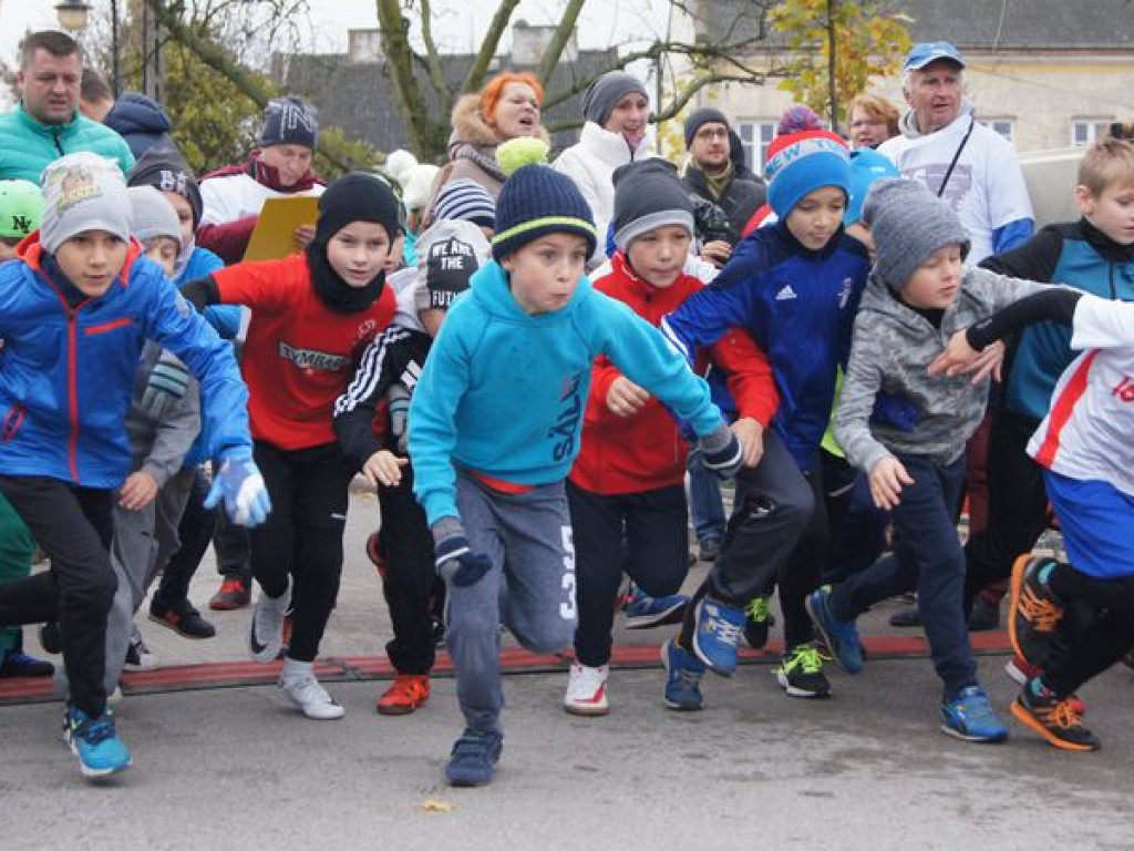 Górka znów dała w kość biegaczom. Za rok wystartują na dystansie nie 5, ale 10 km
