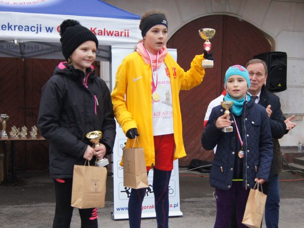 Górka znów dała w kość biegaczom. Za rok wystartują na dystansie nie 5, ale 10 km
