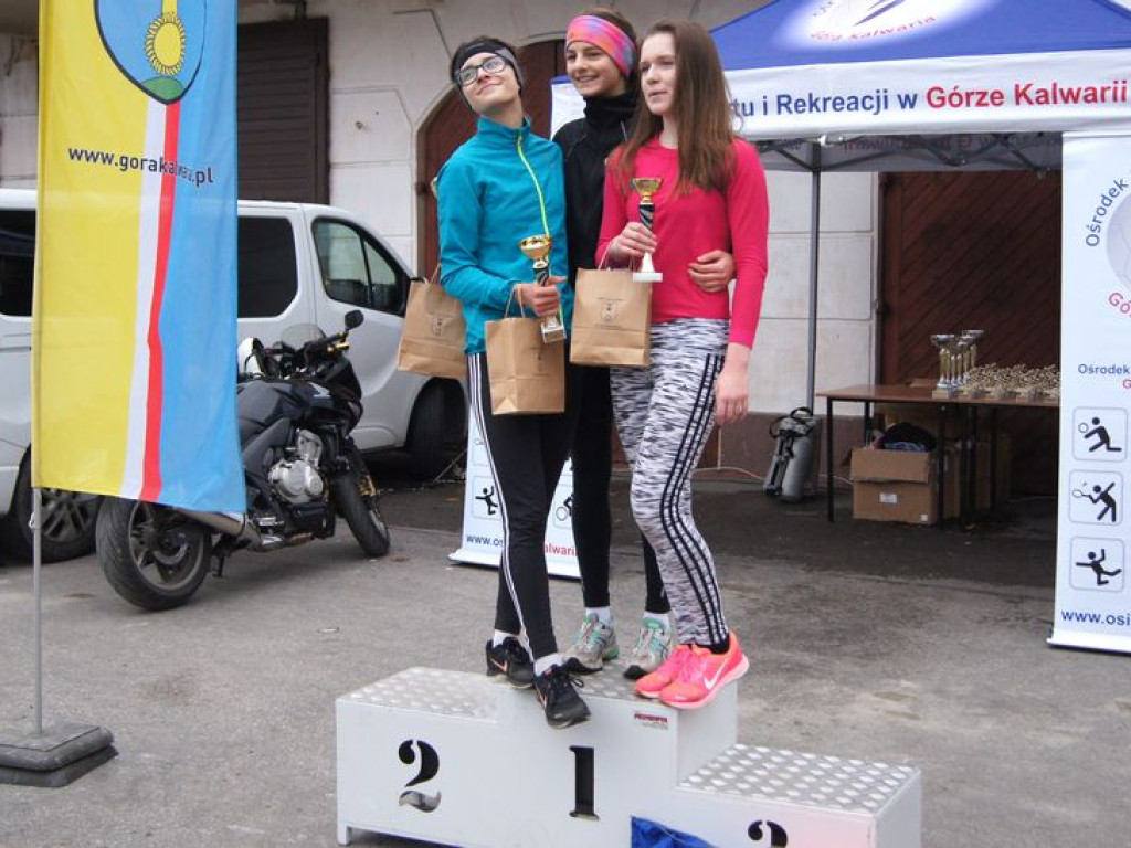 Górka znów dała w kość biegaczom. Za rok wystartują na dystansie nie 5, ale 10 km