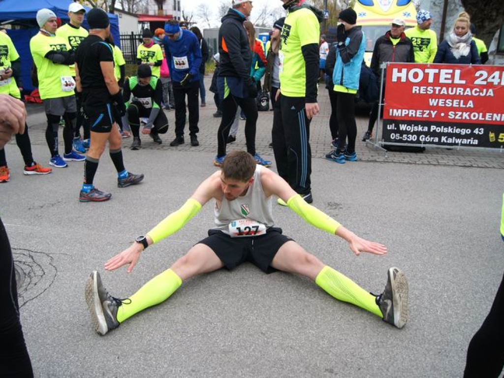 Górka znów dała w kość biegaczom. Za rok wystartują na dystansie nie 5, ale 10 km