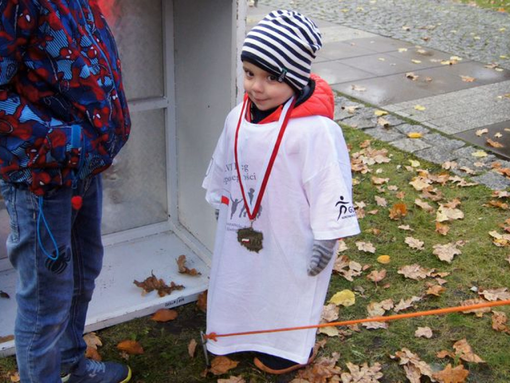 Świąteczni biegacze: Patriotyzm zobowiązuje