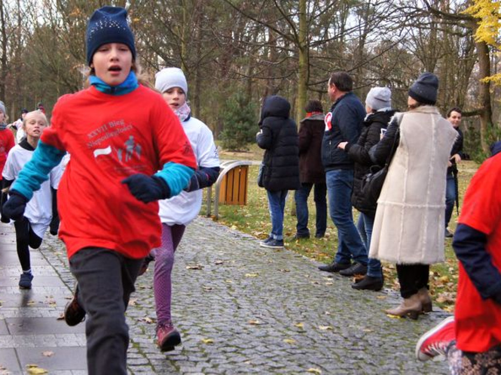 Świąteczni biegacze: Patriotyzm zobowiązuje