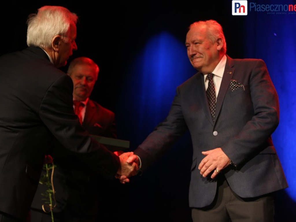 Honory dla zasłużonych w świątecznej aurze