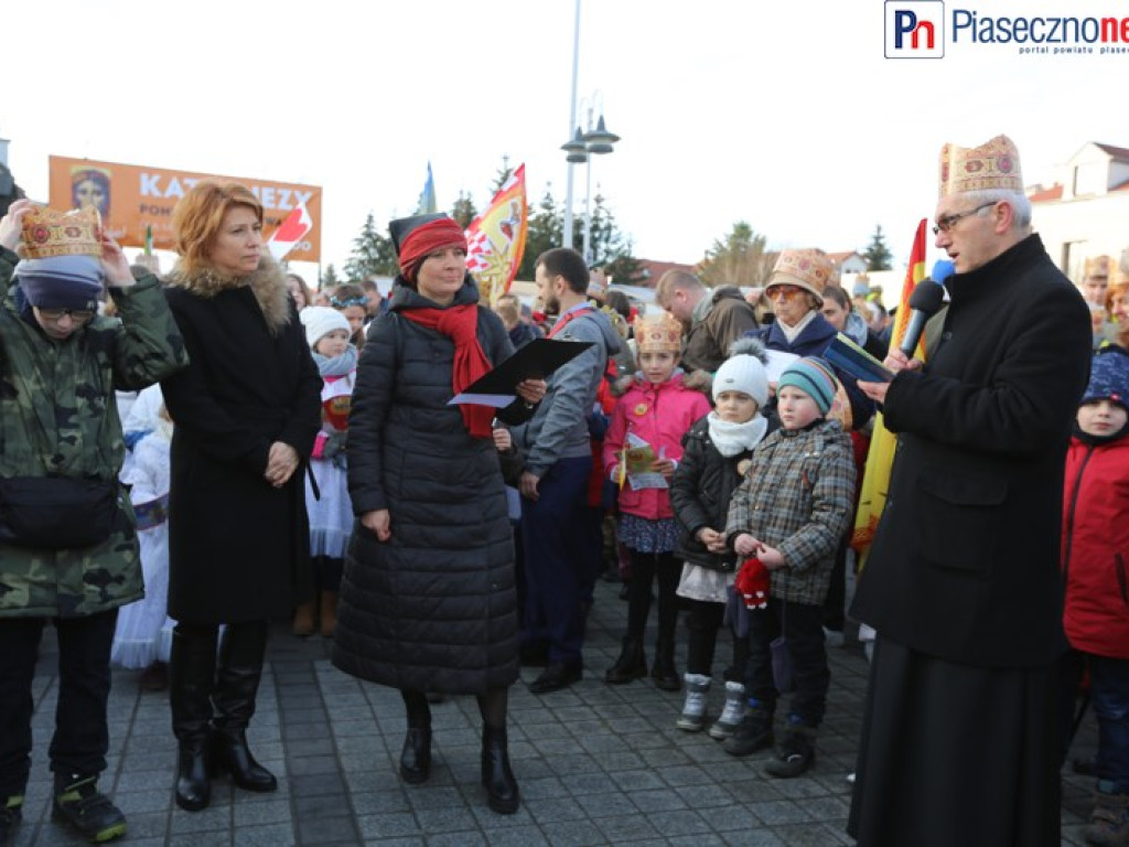 Takiego orszaku Trzech Króli Piaseczno dotąd nie widziało!