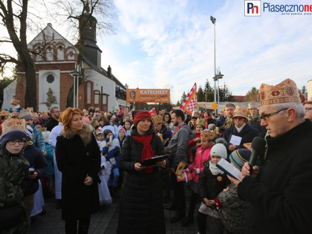 Takiego orszaku Trzech Króli Piaseczno dotąd nie widziało!