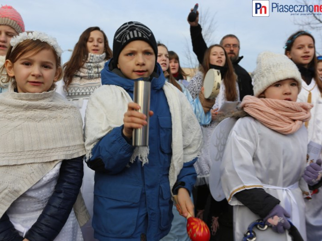 Takiego orszaku Trzech Króli Piaseczno dotąd nie widziało!