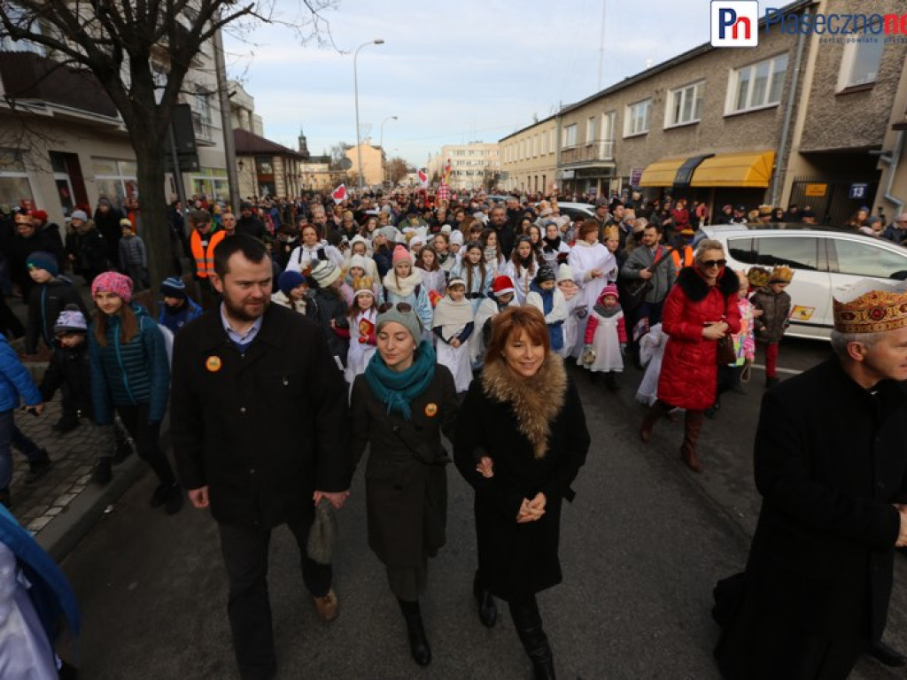 Takiego orszaku Trzech Króli Piaseczno dotąd nie widziało!