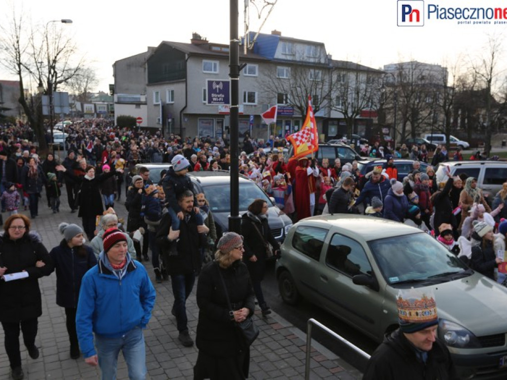 Takiego orszaku Trzech Króli Piaseczno dotąd nie widziało!