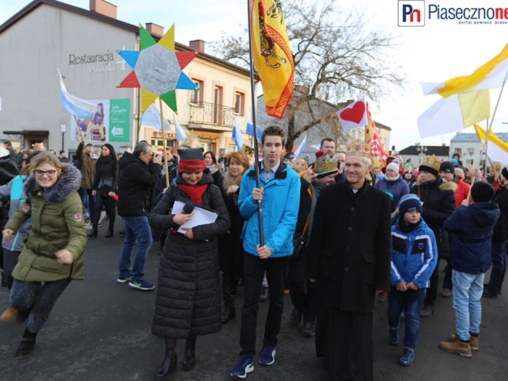 Takiego orszaku Trzech Króli Piaseczno dotąd nie widziało!