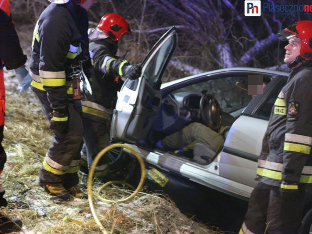 Wylecieli z zakrętu! Cud, że wszyscy cali