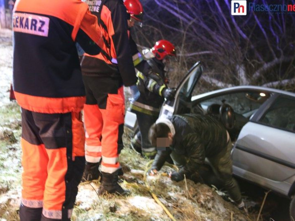 Wylecieli z zakrętu! Cud, że wszyscy cali