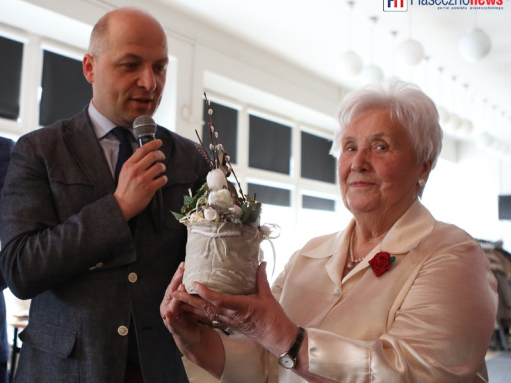 Seniorzy w świątecznym nastroju