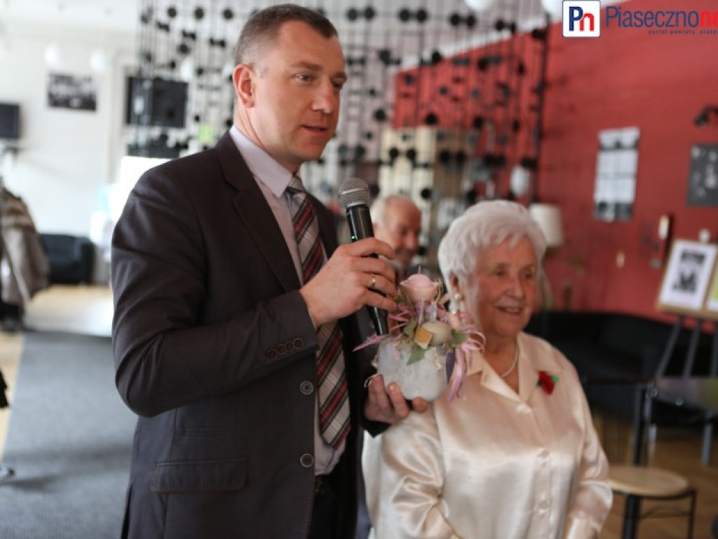 Seniorzy w świątecznym nastroju