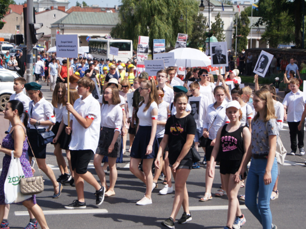 Kolorowa parada przeszła przez miasto! [zdjęcia] Przed nami jeszcze wiele atrakcji