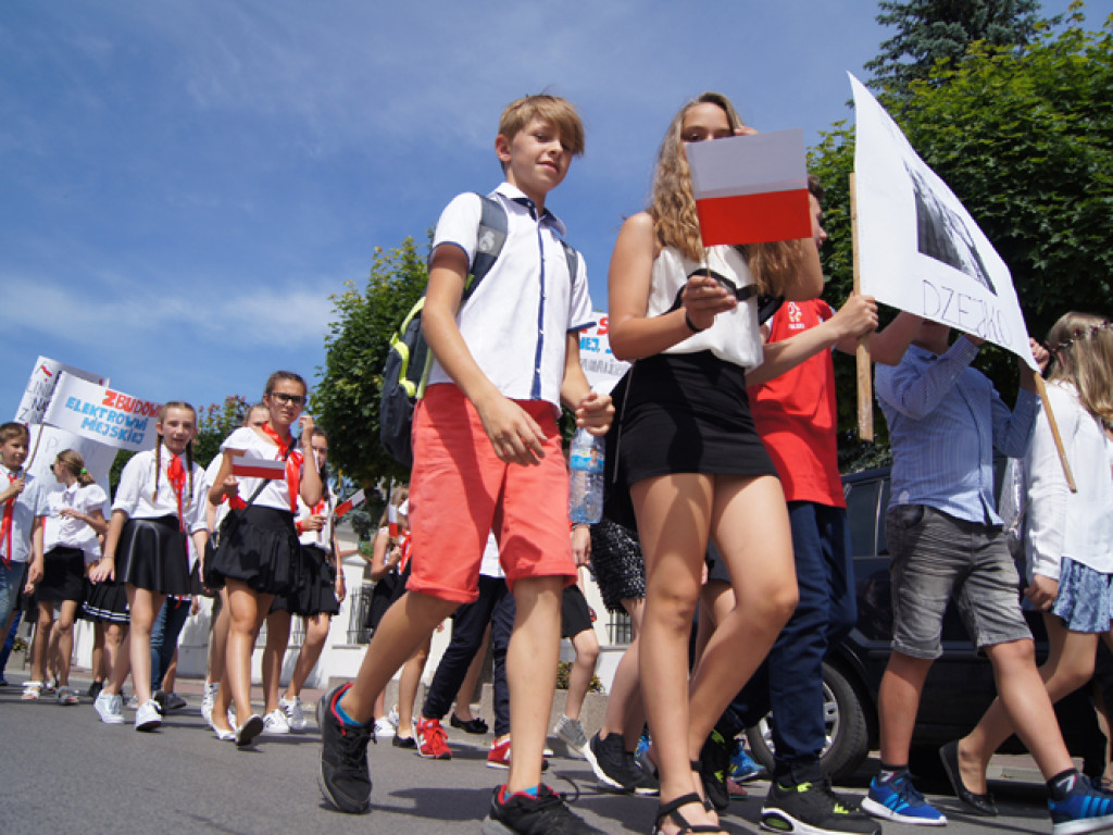 Kolorowa parada przeszła przez miasto! [zdjęcia] Przed nami jeszcze wiele atrakcji