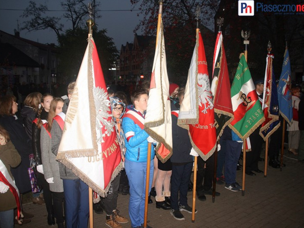 Piaseczyńska parada niepodległości! Wzięło w niej udział tysiące mieszkańców
