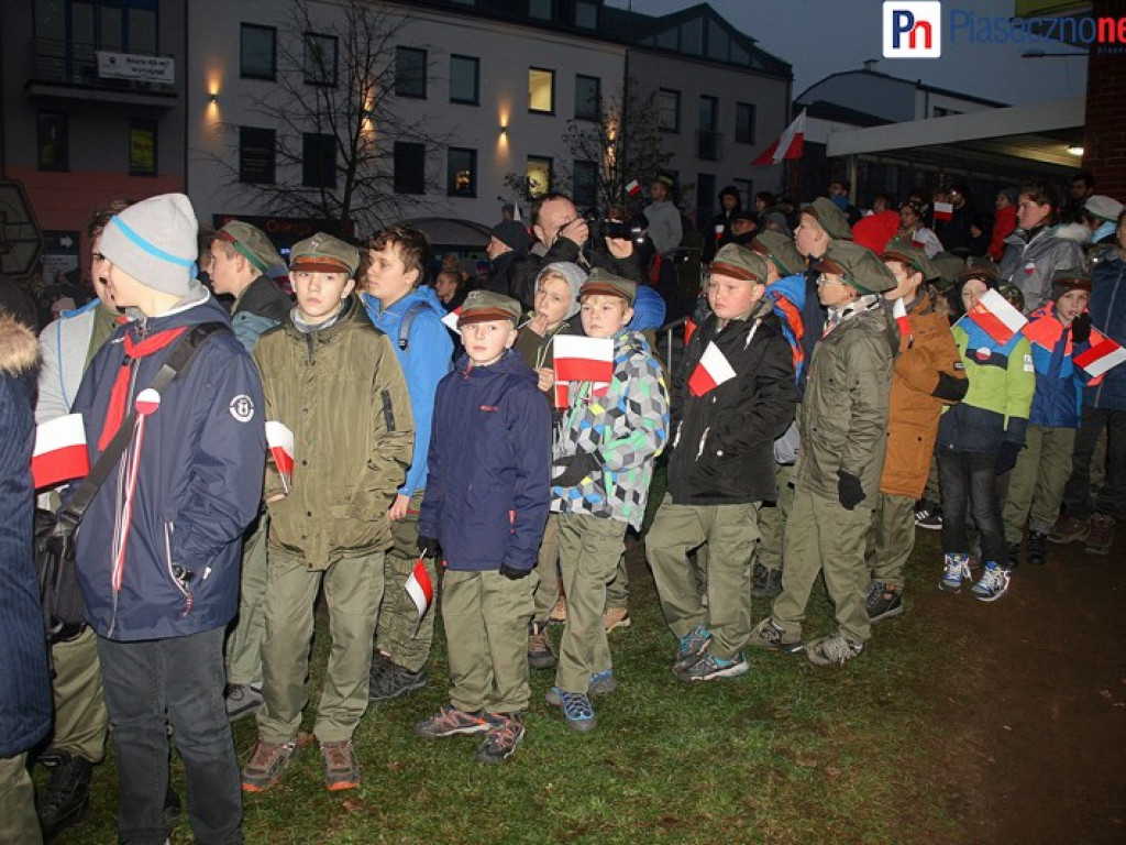 Piaseczyńska parada niepodległości! Wzięło w niej udział tysiące mieszkańców