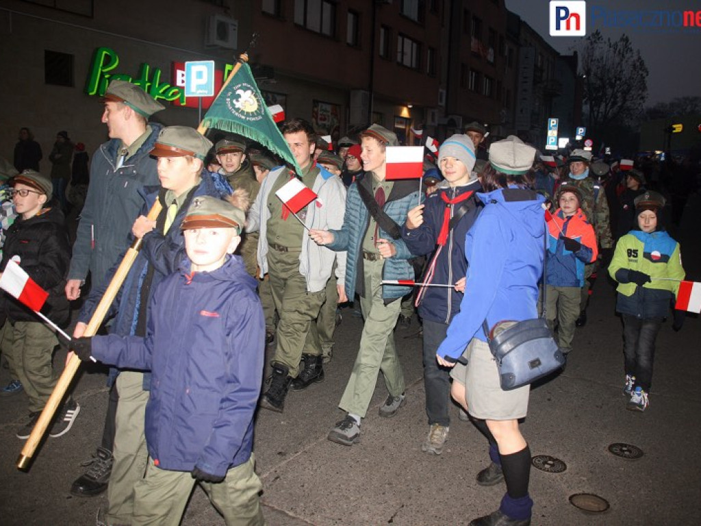 Piaseczyńska parada niepodległości! Wzięło w niej udział tysiące mieszkańców