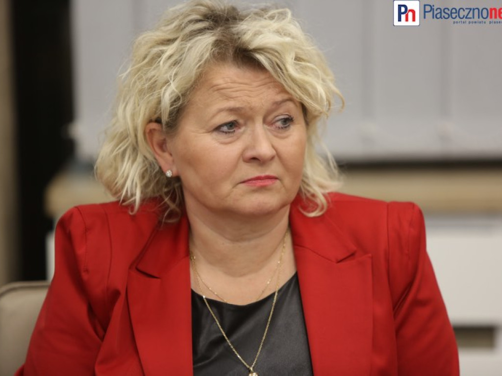 Pierwsza sesja nowych radnych! Burmistrz zaprzysiężony