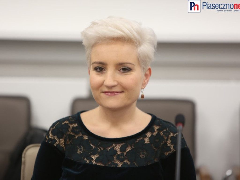 Pierwsza sesja nowych radnych! Burmistrz zaprzysiężony