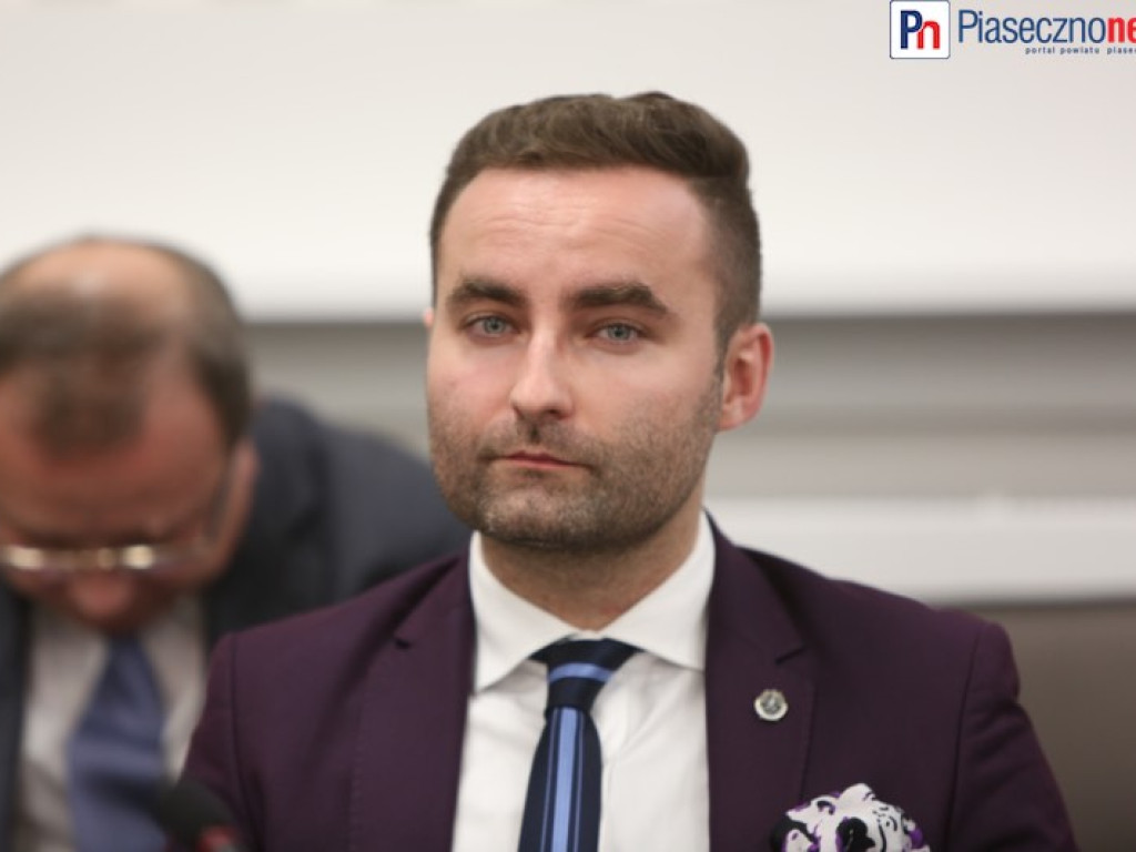 Pierwsza sesja nowych radnych! Burmistrz zaprzysiężony