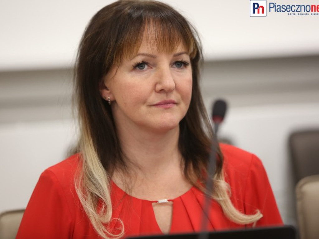 Pierwsza sesja nowych radnych! Burmistrz zaprzysiężony