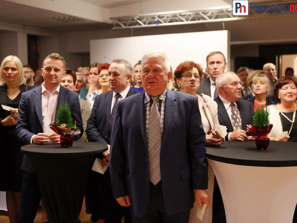 Kolędy, opłatek i życzenia