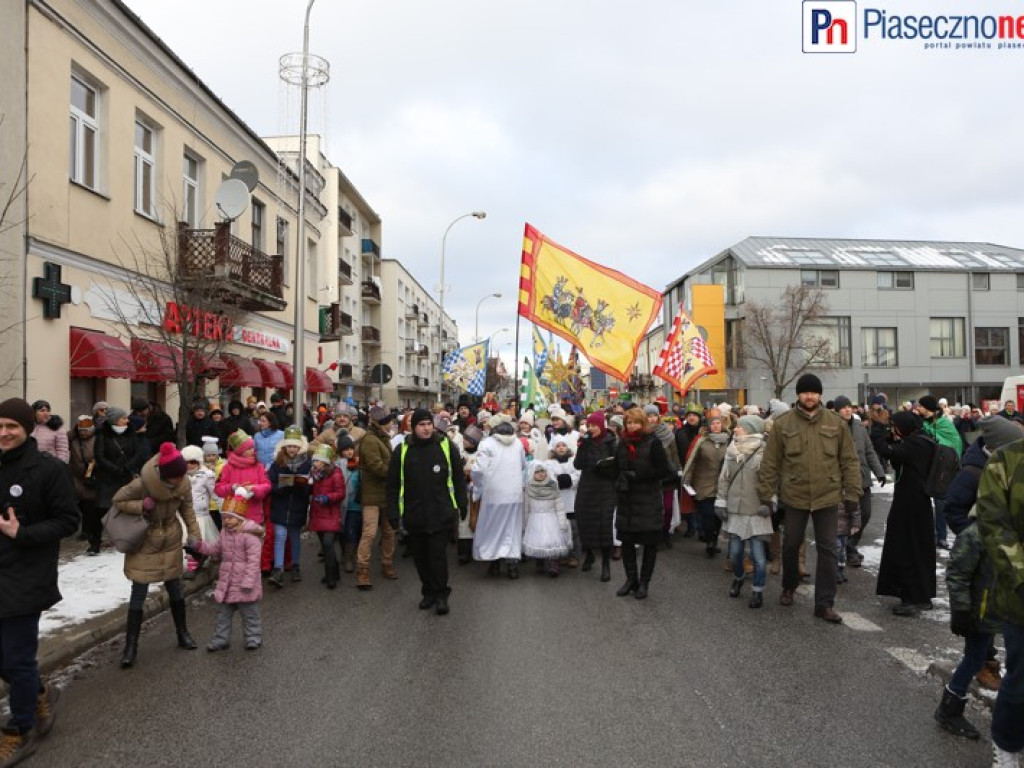 Orszak Trzech Króli na ulicach Piaseczna