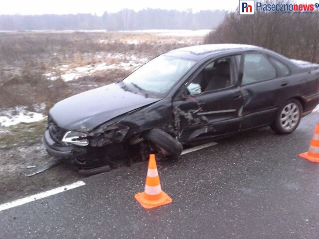 Karambol paraliżuje dojazd do Piaseczna! Jedna osoba nie żyje, trzy w szpitalu