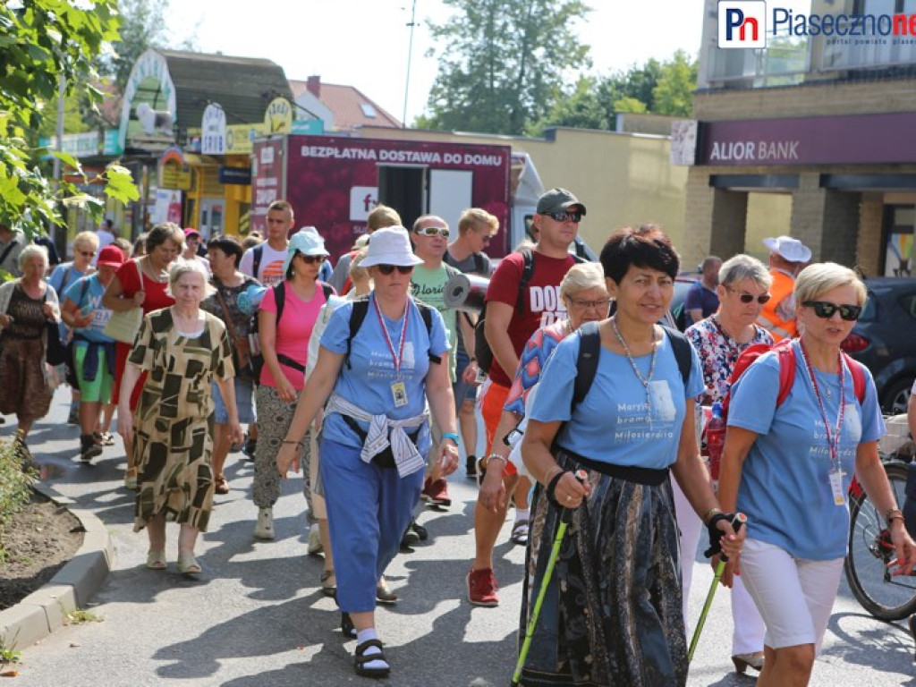 Z Piaseczna wyruszyli do Częstochowy