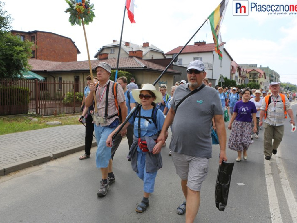 Z Piaseczna wyruszyli do Częstochowy