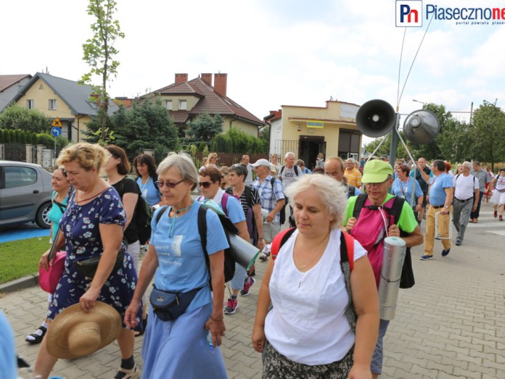 Z Piaseczna wyruszyli do Częstochowy