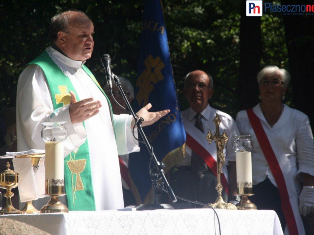 W hołdzie bohaterom