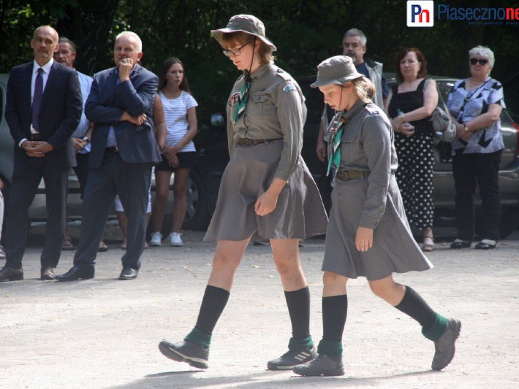 W hołdzie bohaterom