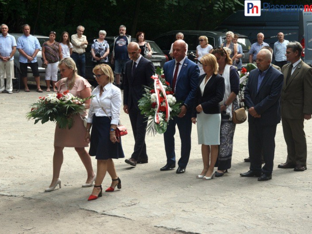 W hołdzie bohaterom