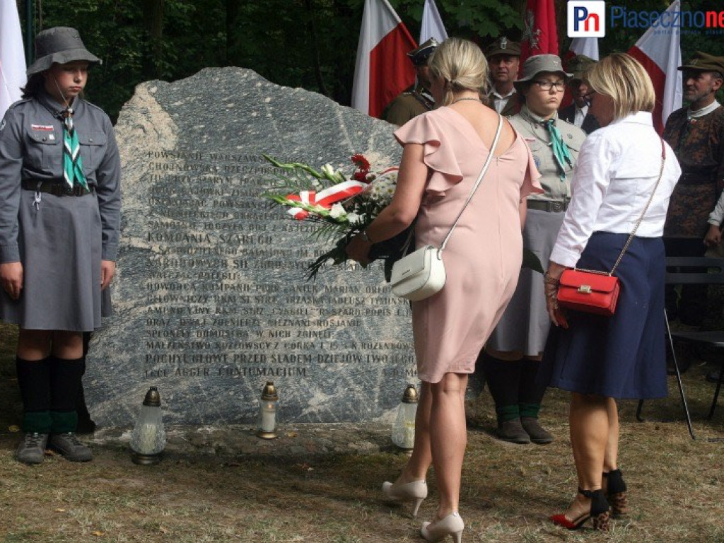 W hołdzie bohaterom