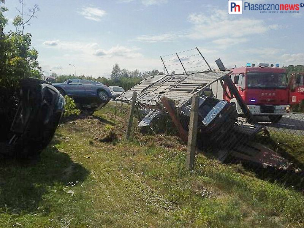 Tir i 7 bmw rozbitych! Droga krajowa nieprzejezdna [AKTUALIZACJE]