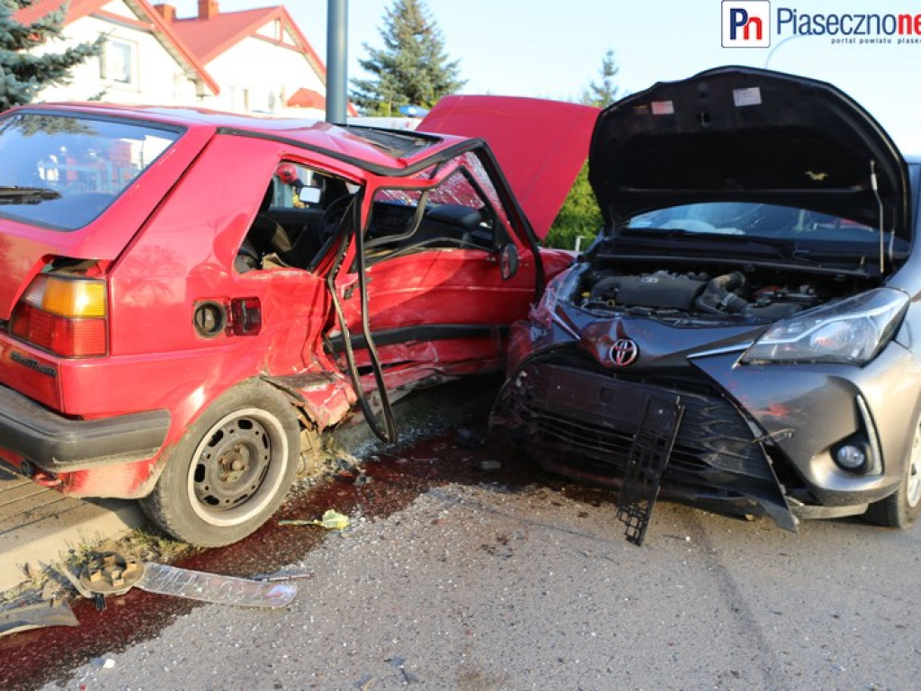 Wypadek w Bobrowcu! Mazowiecka zablokowana