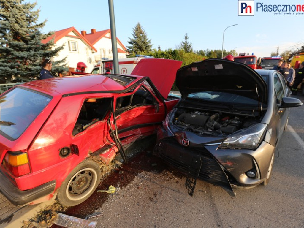 Wypadek w Bobrowcu! Mazowiecka zablokowana