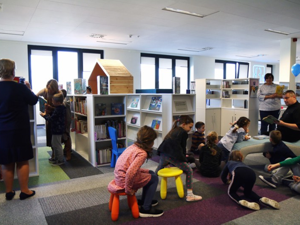 Otwarcie Biblioteki Publicznej w CEM dla mieszkańców