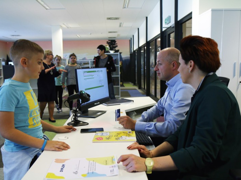 Otwarcie Biblioteki Publicznej w CEM dla mieszkańców