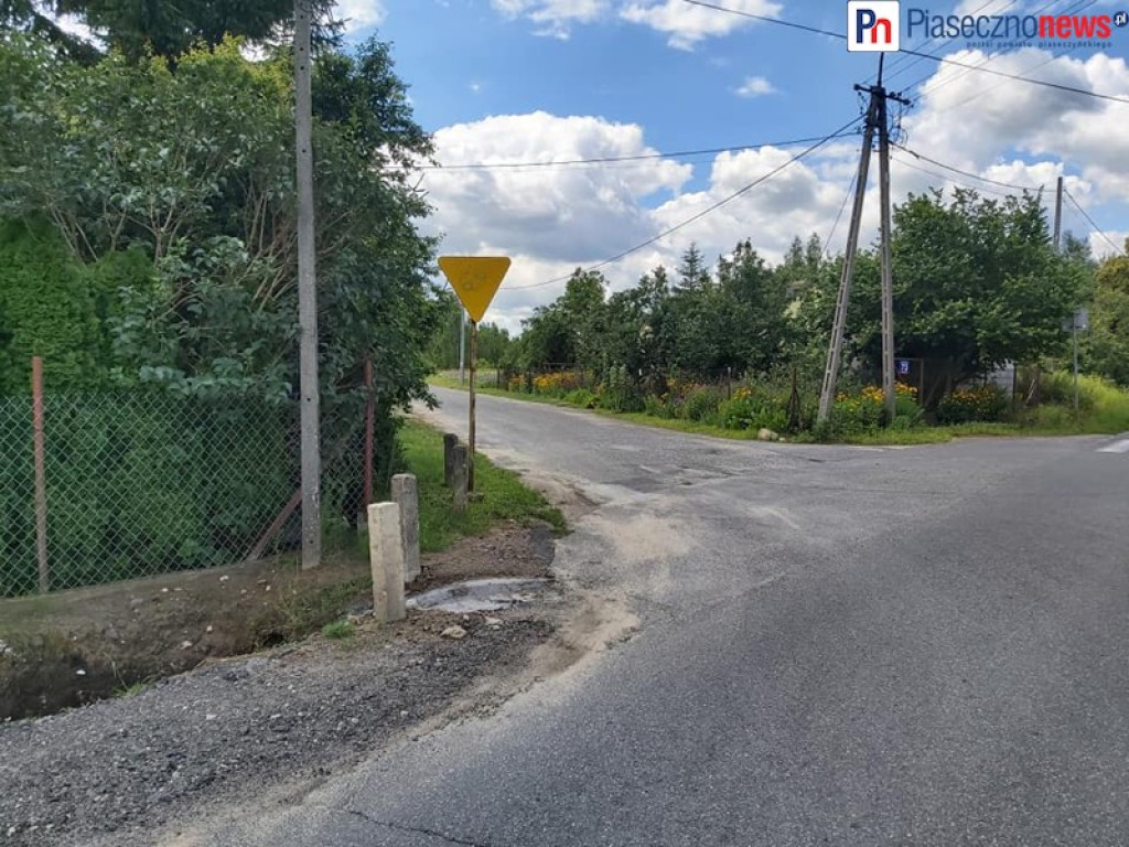 Wandale poprzewracali znaki! Szli ulicą jak stonka przez pole ziemniaków