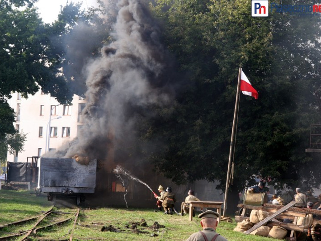 Pola Chwały na kolejce wąskotorowej