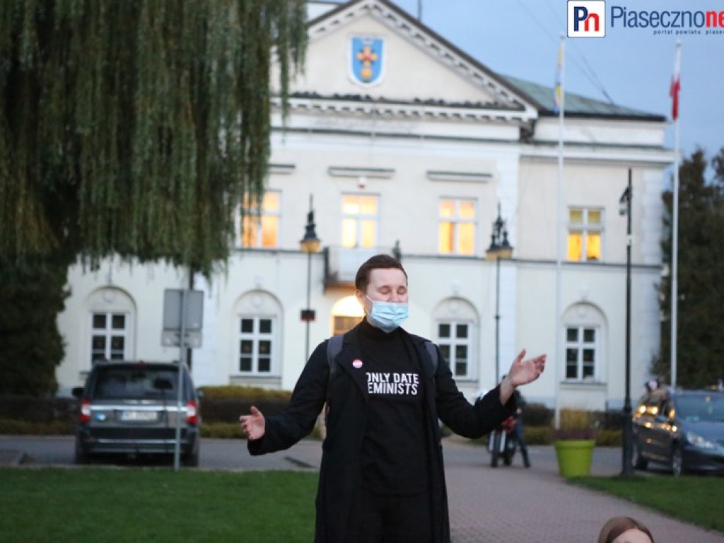 Rewolucja jest kobietą! Takiego protestu jak w Górze Kalwarii jeszcze nie było