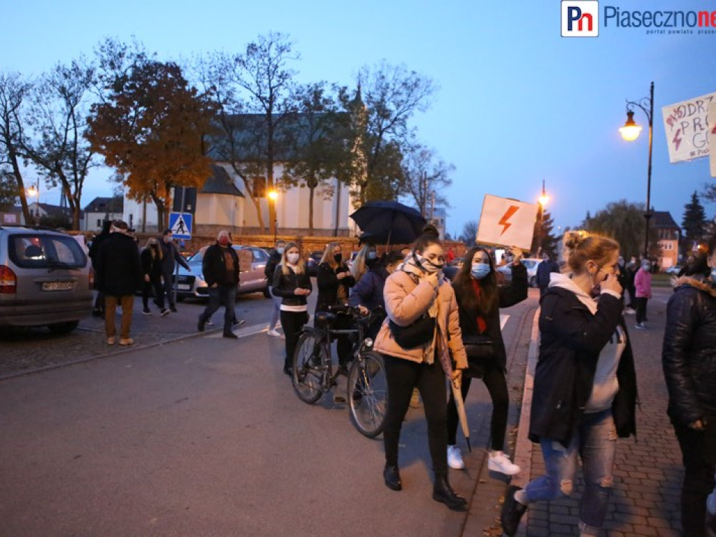 Rewolucja jest kobietą! Takiego protestu jak w Górze Kalwarii jeszcze nie było