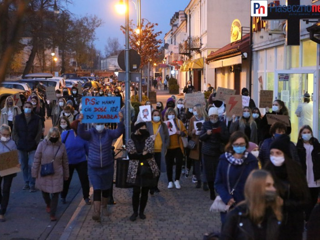 Rewolucja jest kobietą! Takiego protestu jak w Górze Kalwarii jeszcze nie było