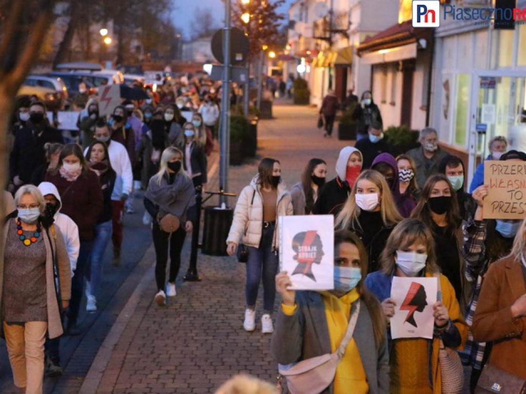 Rewolucja jest kobietą! Takiego protestu jak w Górze Kalwarii jeszcze nie było