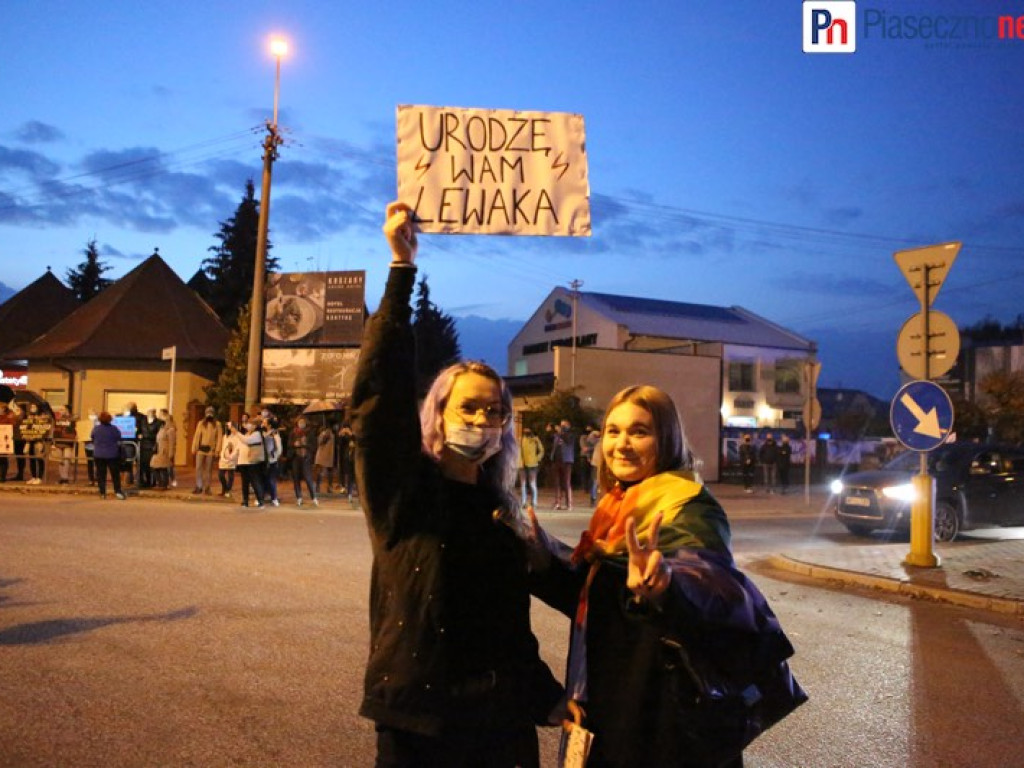 Rewolucja jest kobietą! Takiego protestu jak w Górze Kalwarii jeszcze nie było