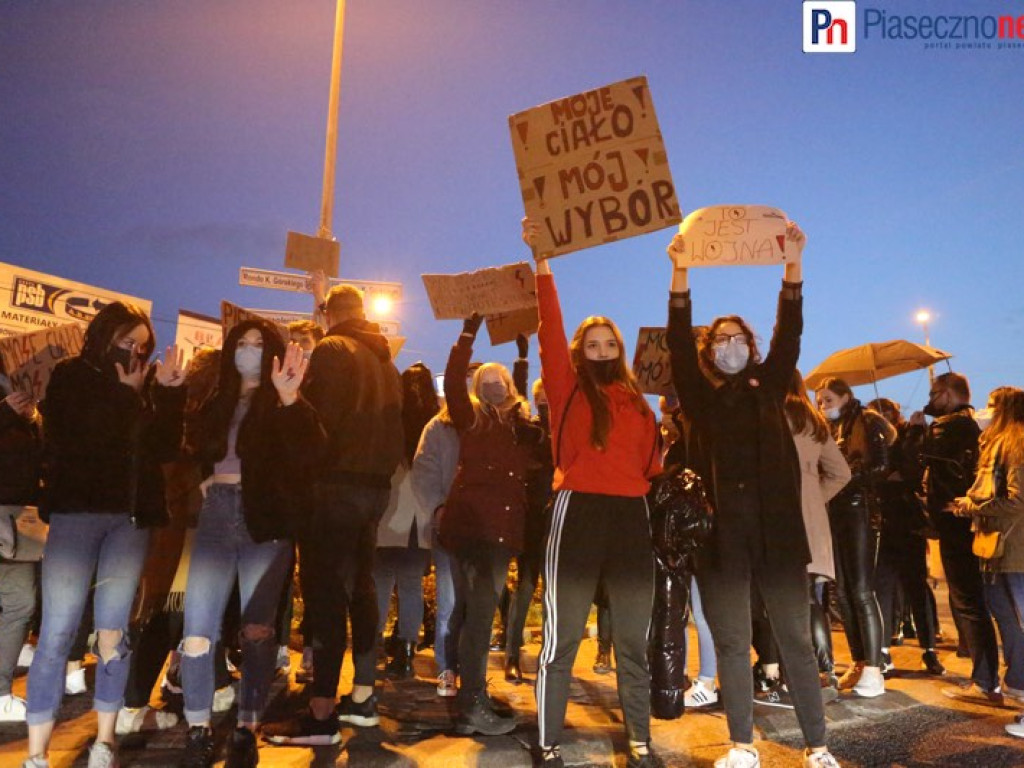 Rewolucja jest kobietą! Takiego protestu jak w Górze Kalwarii jeszcze nie było