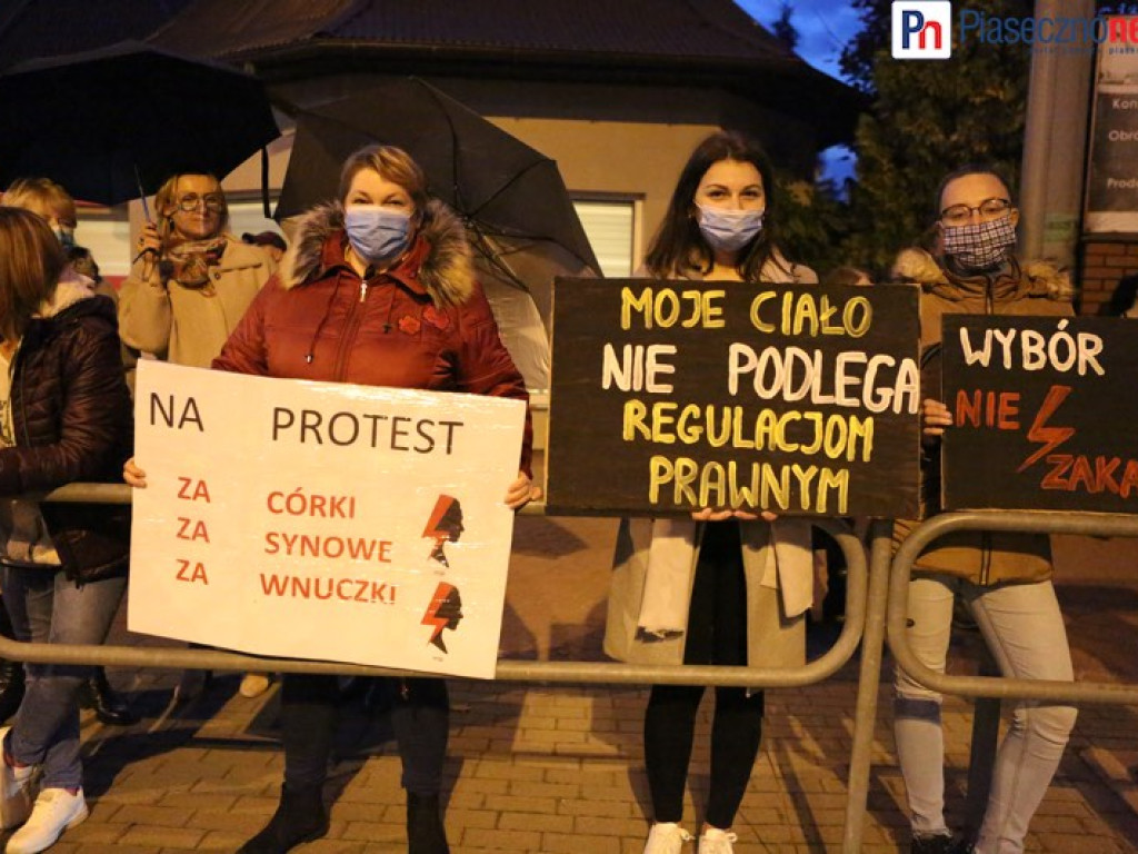 Rewolucja jest kobietą! Takiego protestu jak w Górze Kalwarii jeszcze nie było